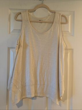 Style & Co. Cream Scoop Neck Tank with Flowy Hem